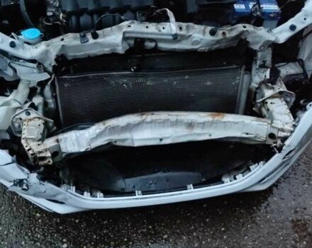 Белый Хонда Инсайт, объемом двигателя 1.3 л и пробегом 3 тыс. км за 2017 $, фото 13 на Automoto.ua