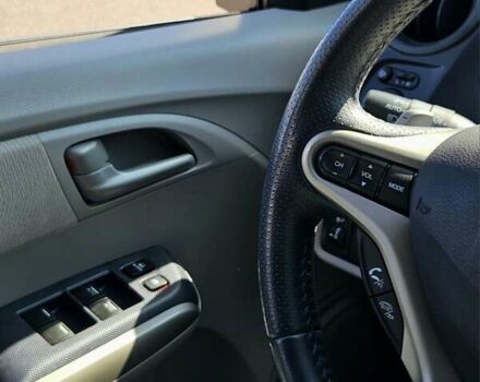 Білий Хонда Інсайт, об'ємом двигуна 1.3 л та пробігом 255 тис. км за 7500 $, фото 22 на Automoto.ua