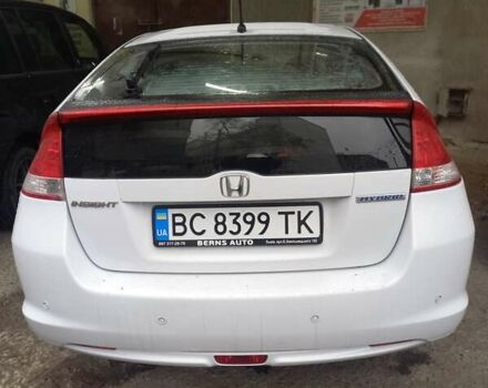 Белый Хонда Инсайт, объемом двигателя 1.3 л и пробегом 330 тыс. км за 4999 $, фото 3 на Automoto.ua