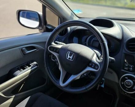 Білий Хонда Інсайт, об'ємом двигуна 1.3 л та пробігом 255 тис. км за 7500 $, фото 19 на Automoto.ua