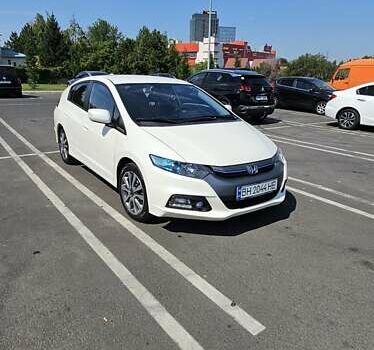 Белый Хонда Инсайт, объемом двигателя 1.34 л и пробегом 188 тыс. км за 9000 $, фото 1 на Automoto.ua