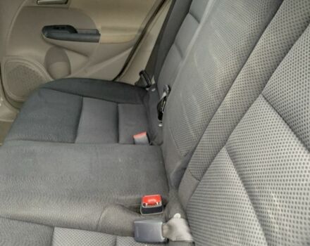 Білий Хонда Інсайт, об'ємом двигуна 1.3 л та пробігом 297 тис. км за 6600 $, фото 5 на Automoto.ua