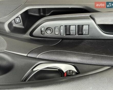 Белый Хонда Инсайт, объемом двигателя 1.5 л и пробегом 123 тыс. км за 15000 $, фото 36 на Automoto.ua