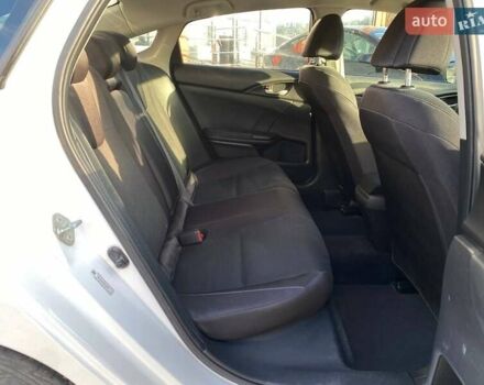 Белый Хонда Инсайт, объемом двигателя 1.5 л и пробегом 150 тыс. км за 16400 $, фото 23 на Automoto.ua