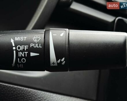 Белый Хонда Инсайт, объемом двигателя 1.5 л и пробегом 123 тыс. км за 15000 $, фото 25 на Automoto.ua