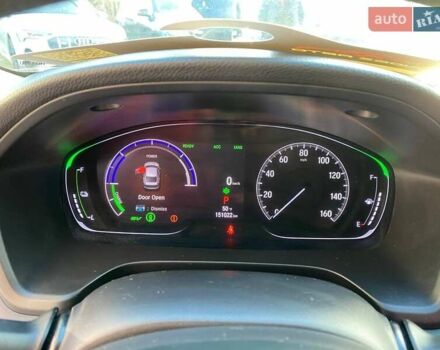 Белый Хонда Инсайт, объемом двигателя 1.5 л и пробегом 150 тыс. км за 16400 $, фото 15 на Automoto.ua