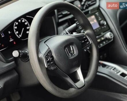 Белый Хонда Инсайт, объемом двигателя 1.5 л и пробегом 123 тыс. км за 15000 $, фото 12 на Automoto.ua