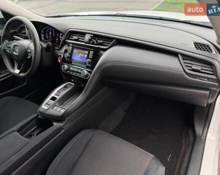 Белый Хонда Инсайт, объемом двигателя 1.5 л и пробегом 123 тыс. км за 15000 $, фото 14 на Automoto.ua