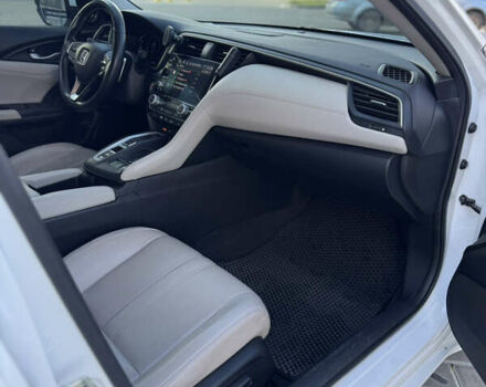 Білий Хонда Інсайт, об'ємом двигуна 1.5 л та пробігом 160 тис. км за 17600 $, фото 14 на Automoto.ua