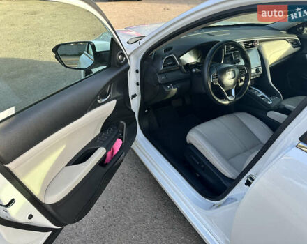 Белый Хонда Инсайт, объемом двигателя 1.5 л и пробегом 75 тыс. км за 17700 $, фото 11 на Automoto.ua