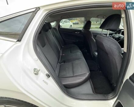 Белый Хонда Инсайт, объемом двигателя 1.5 л и пробегом 123 тыс. км за 15000 $, фото 38 на Automoto.ua