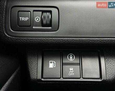 Белый Хонда Инсайт, объемом двигателя 1.5 л и пробегом 123 тыс. км за 15000 $, фото 34 на Automoto.ua