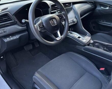 Белый Хонда Инсайт, объемом двигателя 1.5 л и пробегом 146 тыс. км за 16500 $, фото 9 на Automoto.ua