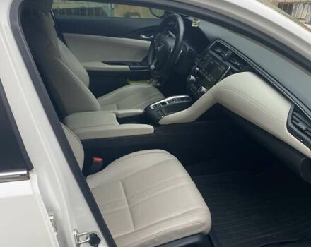 Белый Хонда Инсайт, объемом двигателя 1.5 л и пробегом 84 тыс. км за 18500 $, фото 1 на Automoto.ua