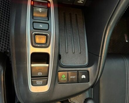 Белый Хонда Инсайт, объемом двигателя 1.5 л и пробегом 100 тыс. км за 15600 $, фото 12 на Automoto.ua