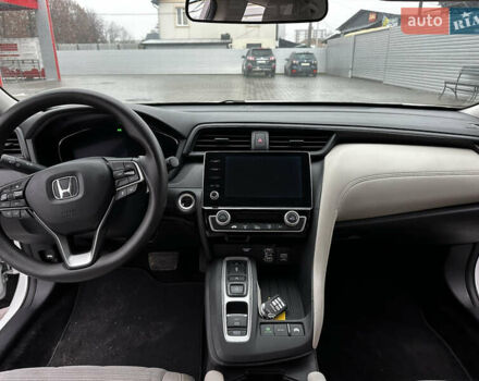 Белый Хонда Инсайт, объемом двигателя 1.5 л и пробегом 170 тыс. км за 17700 $, фото 1 на Automoto.ua