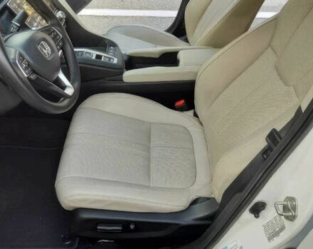 Белый Хонда Инсайт, объемом двигателя 1.5 л и пробегом 44 тыс. км за 4300 $, фото 7 на Automoto.ua