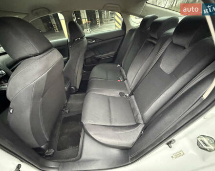 Белый Хонда Инсайт, объемом двигателя 1.5 л и пробегом 214 тыс. км за 15999 $, фото 22 на Automoto.ua