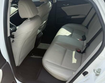 Білий Хонда Інсайт, об'ємом двигуна 1.5 л та пробігом 135 тис. км за 21000 $, фото 17 на Automoto.ua