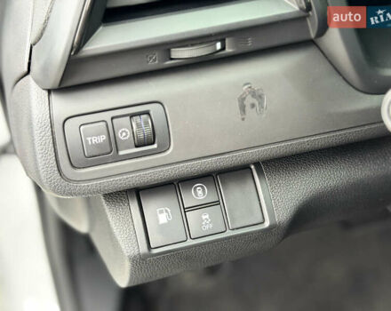 Белый Хонда Инсайт, объемом двигателя 1.5 л и пробегом 214 тыс. км за 15999 $, фото 10 на Automoto.ua