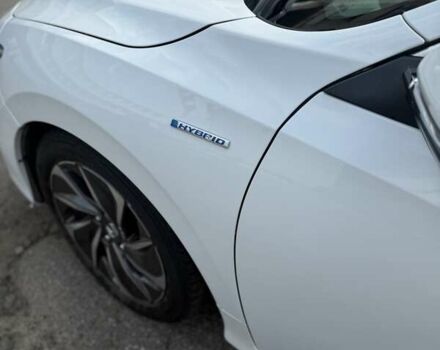 Білий Хонда Інсайт, об'ємом двигуна 1.5 л та пробігом 135 тис. км за 21000 $, фото 5 на Automoto.ua