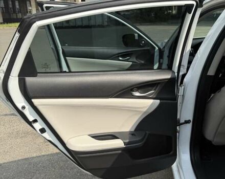 Білий Хонда Інсайт, об'ємом двигуна 1.5 л та пробігом 135 тис. км за 21000 $, фото 16 на Automoto.ua