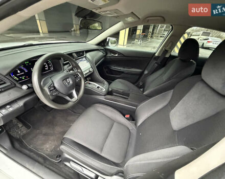 Белый Хонда Инсайт, объемом двигателя 1.5 л и пробегом 214 тыс. км за 15999 $, фото 13 на Automoto.ua