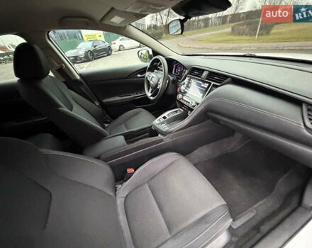 Белый Хонда Инсайт, объемом двигателя 1.5 л и пробегом 214 тыс. км за 15999 $, фото 32 на Automoto.ua