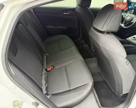 Белый Хонда Инсайт, объемом двигателя 1.5 л и пробегом 214 тыс. км за 15999 $, фото 25 на Automoto.ua