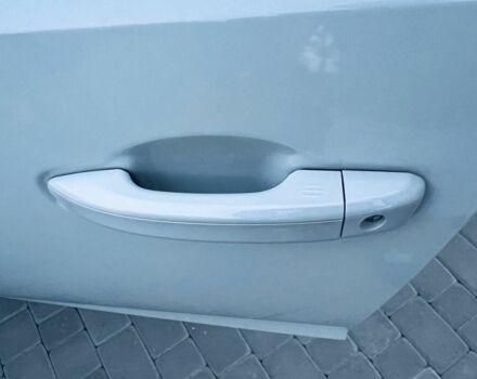 Белый Хонда Инсайт, объемом двигателя 1.5 л и пробегом 150 тыс. км за 15500 $, фото 8 на Automoto.ua