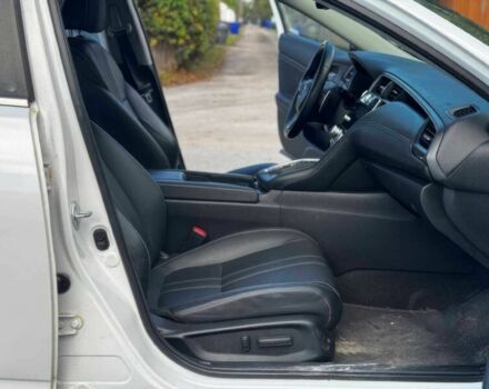 Белый Хонда Инсайт, объемом двигателя 1.5 л и пробегом 16 тыс. км за 10000 $, фото 11 на Automoto.ua