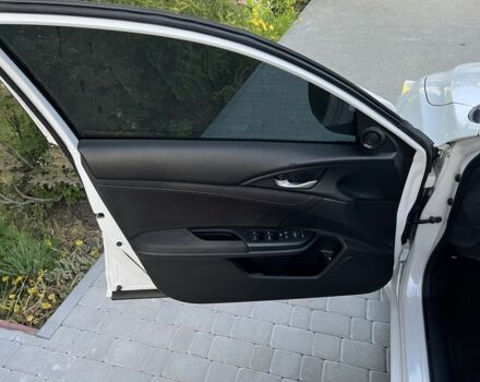 Белый Хонда Инсайт, объемом двигателя 1.5 л и пробегом 150 тыс. км за 15500 $, фото 14 на Automoto.ua