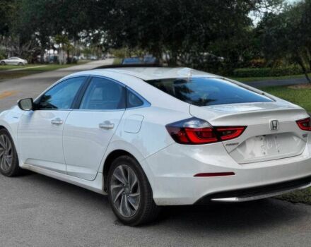 Белый Хонда Инсайт, объемом двигателя 1.5 л и пробегом 16 тыс. км за 10000 $, фото 5 на Automoto.ua