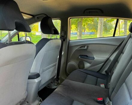 Черный Хонда Инсайт, объемом двигателя 1.3 л и пробегом 248 тыс. км за 6890 $, фото 13 на Automoto.ua