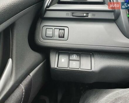 Черный Хонда Инсайт, объемом двигателя 1.5 л и пробегом 55 тыс. км за 17100 $, фото 13 на Automoto.ua