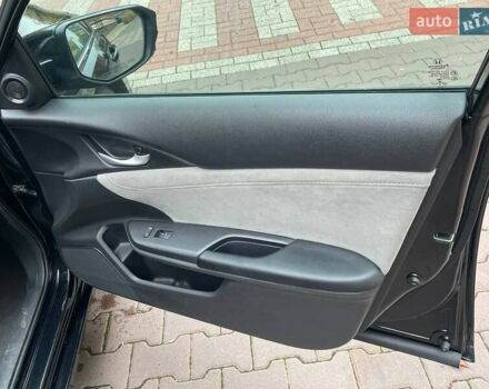 Черный Хонда Инсайт, объемом двигателя 1.5 л и пробегом 100 тыс. км за 17800 $, фото 10 на Automoto.ua