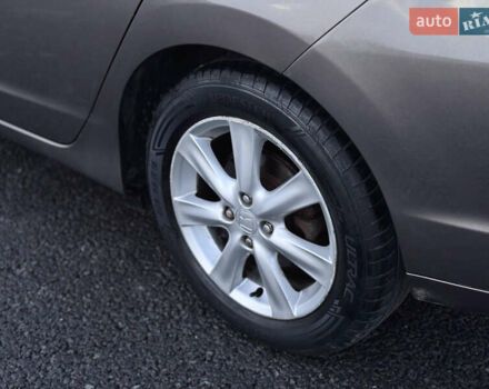 Коричневий Хонда Інсайт, об'ємом двигуна 1.3 л та пробігом 169 тис. км за 7700 $, фото 9 на Automoto.ua