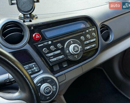 Красный Хонда Инсайт, объемом двигателя 1.3 л и пробегом 248 тыс. км за 6990 $, фото 20 на Automoto.ua