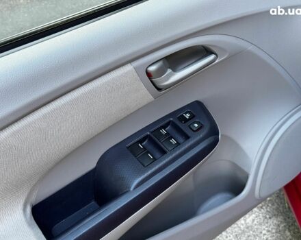 Червоний Хонда Інсайт, об'ємом двигуна 1.3 л та пробігом 248 тис. км за 6990 $, фото 16 на Automoto.ua