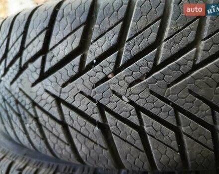 Красный Хонда Инсайт, объемом двигателя 1.3 л и пробегом 247 тыс. км за 5700 $, фото 25 на Automoto.ua