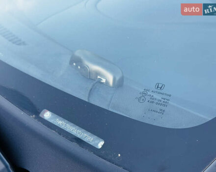 Красный Хонда Инсайт, объемом двигателя 1.3 л и пробегом 37 тыс. км за 8499 $, фото 26 на Automoto.ua