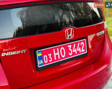 Красный Хонда Инсайт, объемом двигателя 1.3 л и пробегом 37 тыс. км за 8350 $, фото 18 на Automoto.ua