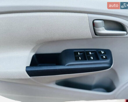 Красный Хонда Инсайт, объемом двигателя 1.3 л и пробегом 37 тыс. км за 8499 $, фото 46 на Automoto.ua