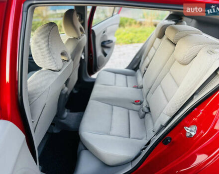 Красный Хонда Инсайт, объемом двигателя 1.3 л и пробегом 37 тыс. км за 8499 $, фото 32 на Automoto.ua