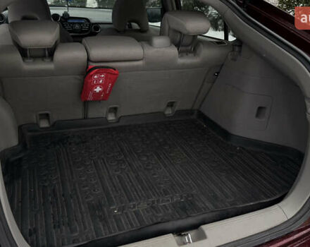 Красный Хонда Инсайт, объемом двигателя 1.34 л и пробегом 229 тыс. км за 6900 $, фото 12 на Automoto.ua