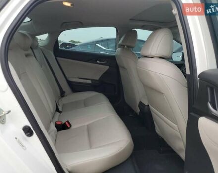 Хонда Инсайт, объемом двигателя 1.5 л и пробегом 115 тыс. км за 3000 $, фото 9 на Automoto.ua