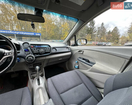 Серый Хонда Инсайт, объемом двигателя 1.34 л и пробегом 205 тыс. км за 5800 $, фото 27 на Automoto.ua