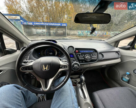 Серый Хонда Инсайт, объемом двигателя 1.34 л и пробегом 205 тыс. км за 5800 $, фото 22 на Automoto.ua