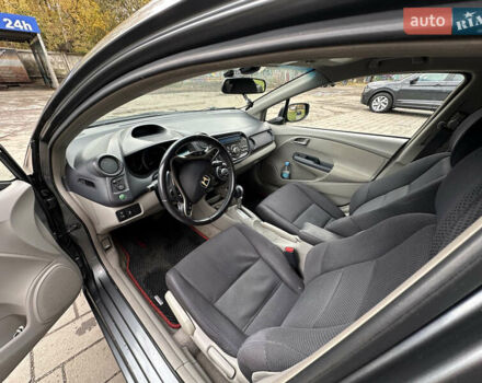 Серый Хонда Инсайт, объемом двигателя 1.34 л и пробегом 205 тыс. км за 5800 $, фото 21 на Automoto.ua