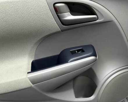 Серый Хонда Инсайт, объемом двигателя 1.4 л и пробегом 222 тыс. км за 7800 $, фото 16 на Automoto.ua